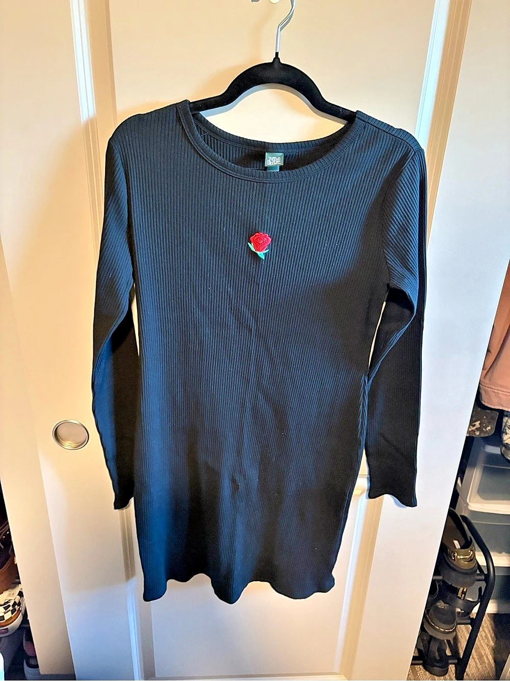 Wild Fable Rose Embroidered Black Ribbed Long Sleeve T-Shirt Dress Size Large